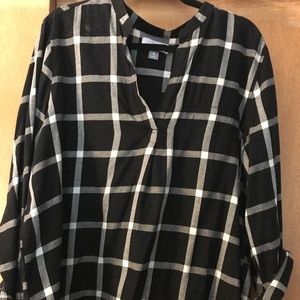 Old navy plaid pullover shirt